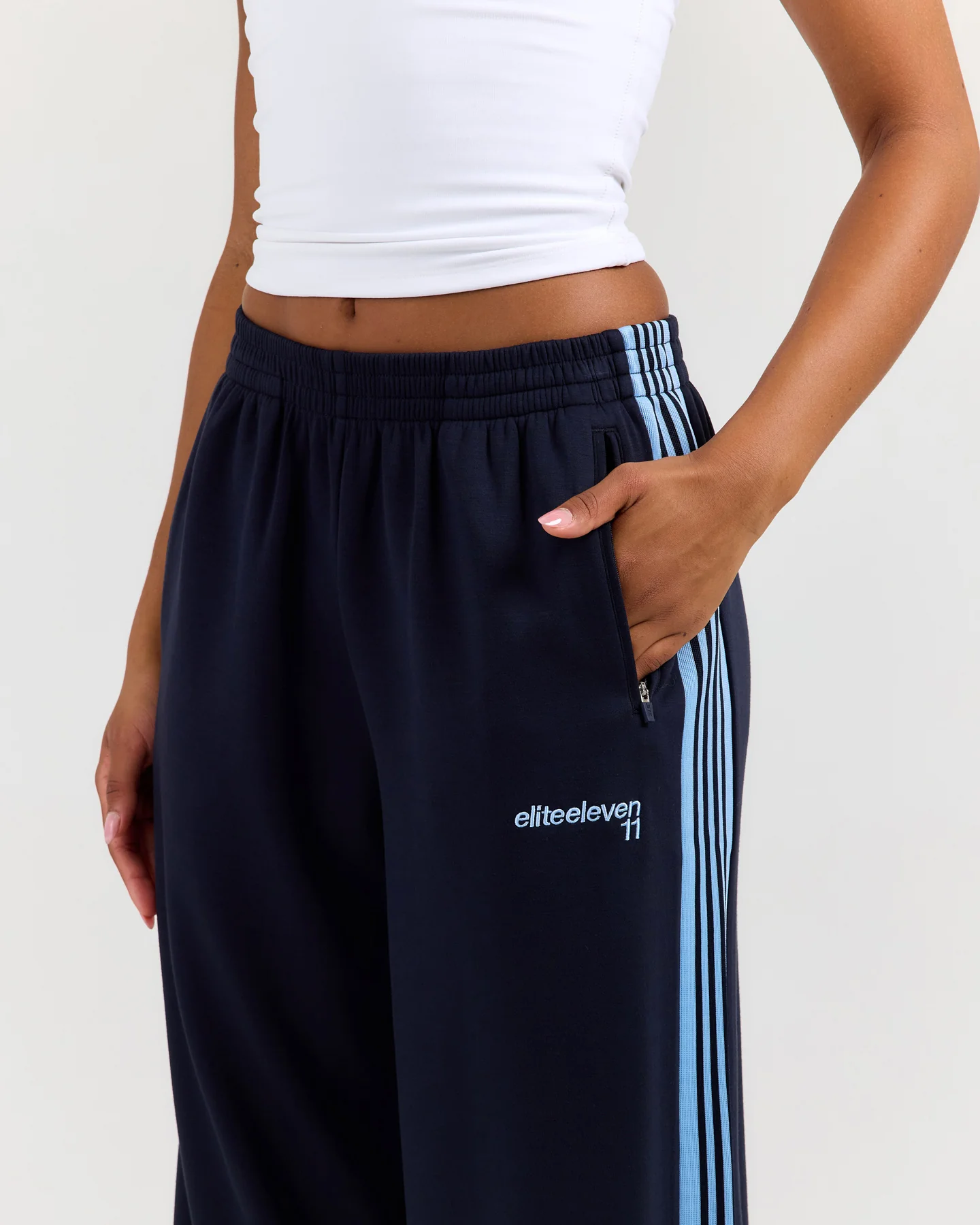 Airweave Wide Leg Pants - Navy - Image 8