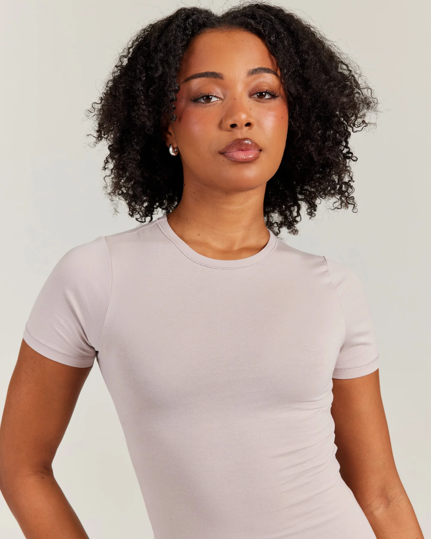 Charm Tee - Taupe - Image 4