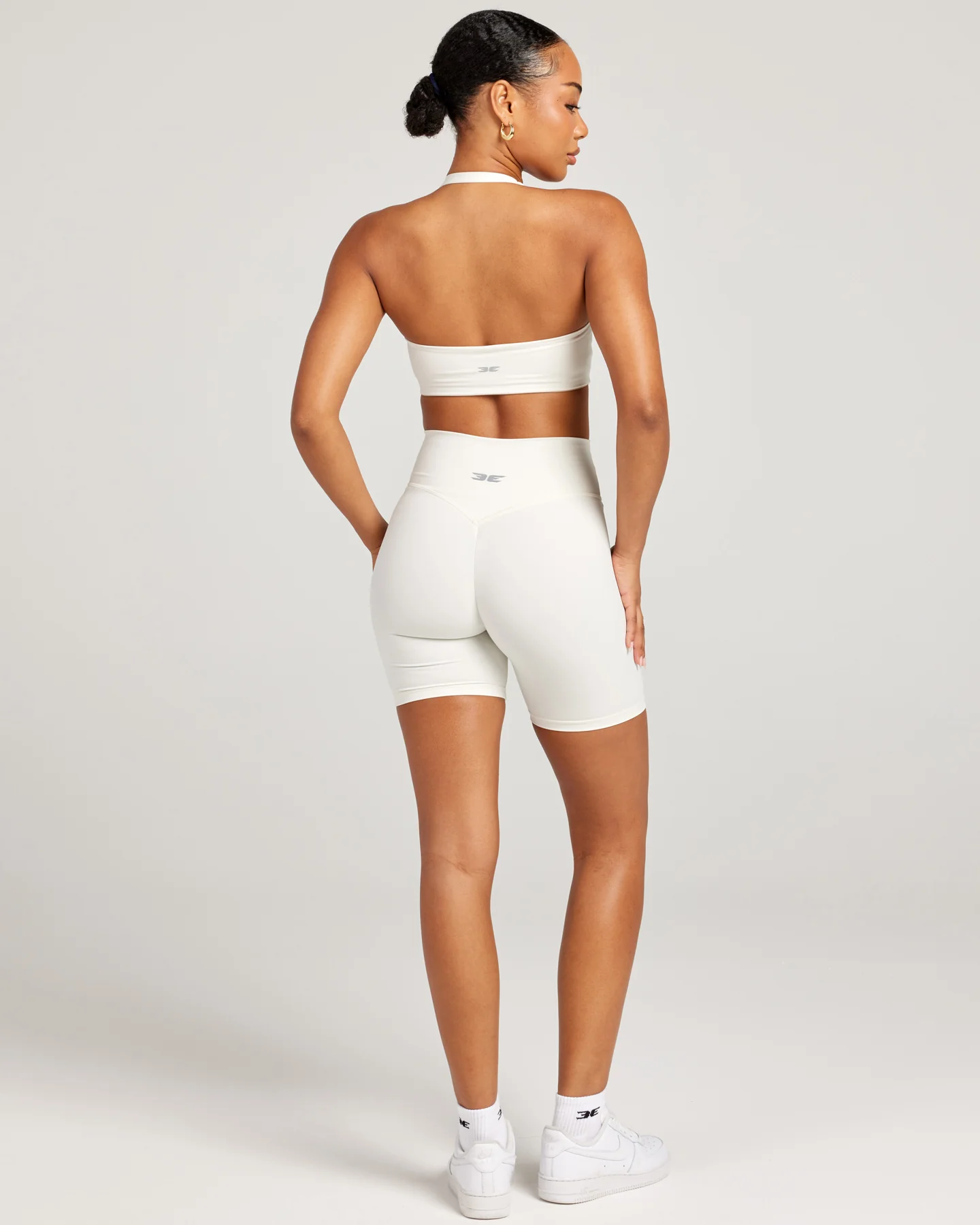 Invisible Scrunch Shorts - Vanilla Latte - Image 6