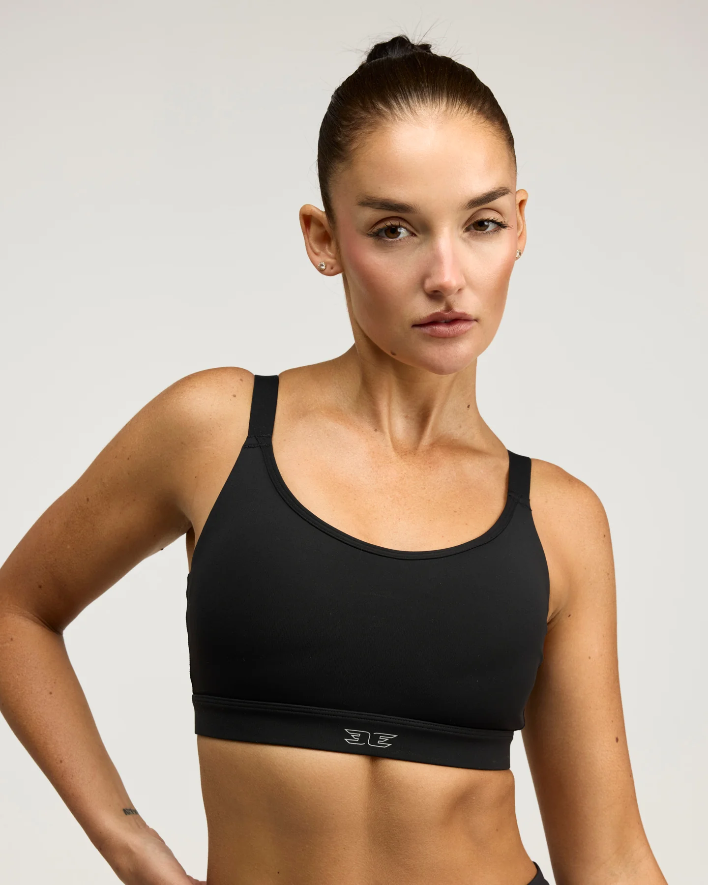 PerForm Train Bra - Black - Image 4